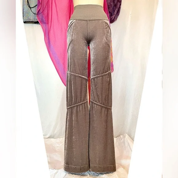 Skaist Taylor Gray Velour Wide-Leg Pants with Foldable Ribbed small - Picture 3 of 7